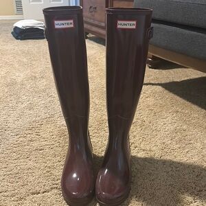 Women's Burgundy Rain Boots